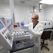 CSL Plasma-foto van: We Offer Promising FUTURES. Find Yours Here.