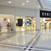 Foto voor Debenhams: Outside