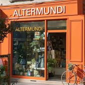 Foto voor Altermundi: Vitrine de la boutique Altermundi Martyrs