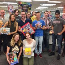 Acuity Insights-foto van: Toy drive