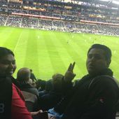 Foto voor Project Consulting Group: PCG Employees and families sport their scarves at the MN United Match