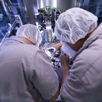 CSL Plasma-foto van: Discover some of the many career possibilities available to begin your Promising FUTURE with CSL Plasma.